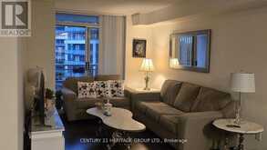 LPH6 - 73 KING WILLIAM CRESCENT | Richmond Hill Ontario | Slide Image Twelve