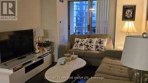 LPH6 - 73 KING WILLIAM CRESCENT | Richmond Hill Ontario | Slide Image Thirteen