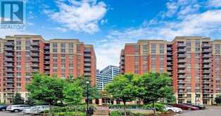 LPH6 - 73 KING WILLIAM CRESCENT | Richmond Hill Ontario | Slide Image Three