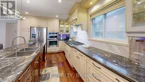 2439 BRIDGE ROAD | Oakville Ontario | Slide Image Nineteen