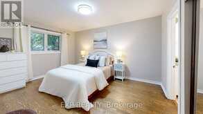 2439 BRIDGE ROAD | Oakville Ontario | Slide Image Twenty-three