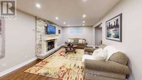 2439 BRIDGE ROAD | Oakville Ontario | Slide Image Thirty-three