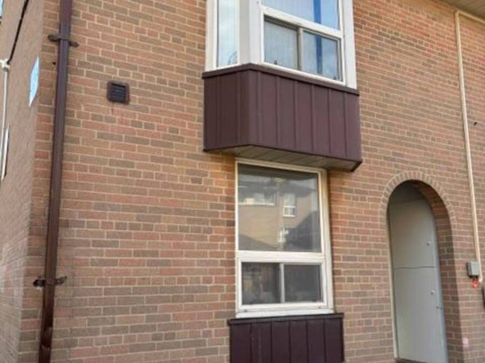 #73 - 246 JOHN GARLAND BOULEVARD, Toronto, Ontario M9V 1N8
