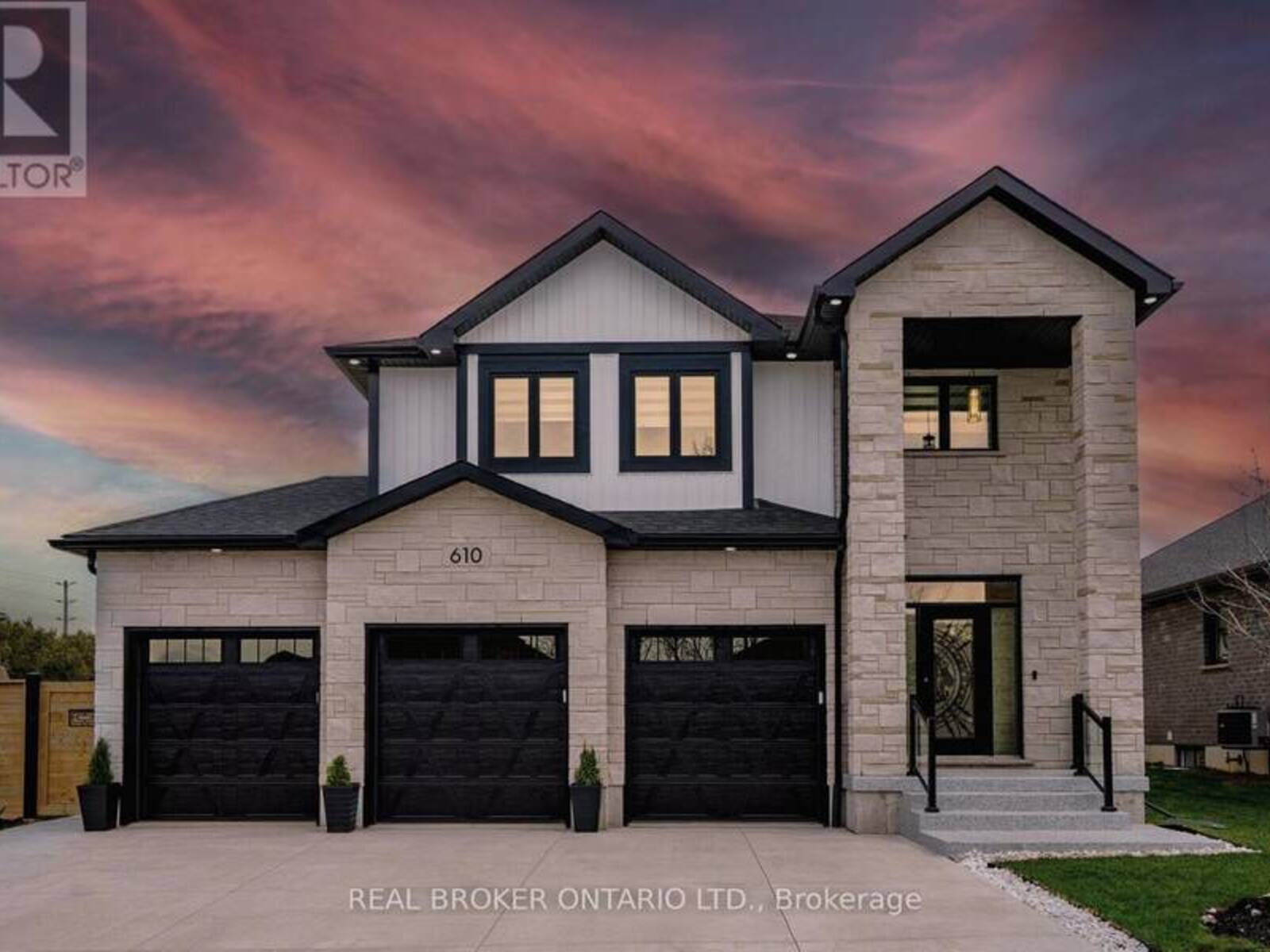 610 CONNERS DRIVE, Listowel, Ontario N4W 0J3