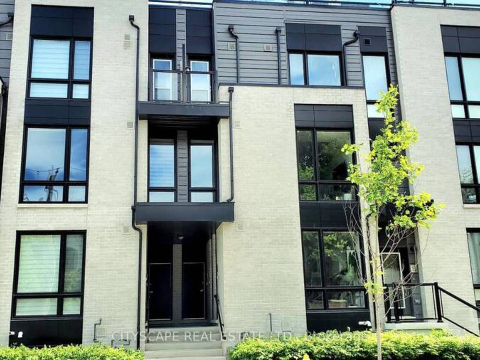 9 - 31 FLORENCE STREET, Toronto, Ontario M6K 1P4
