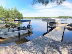 45 ISLAND 2ML ISLAND Gravenhurst Ontario, P0E 1G0