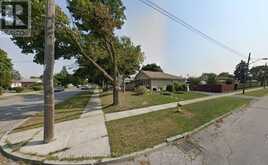 9 GUINESS AVENUE | Toronto Ontario | Slide Image Three