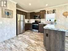 40 SHAMROCK CRESCENT | Angus Ontario | Slide Image Eight
