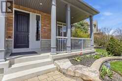 55 CAMPBELL DRIVE | Uxbridge Ontario | Slide Image Three