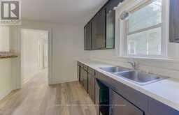 10 MARSHALL STREET | Waterloo Ontario | Slide Image Eight