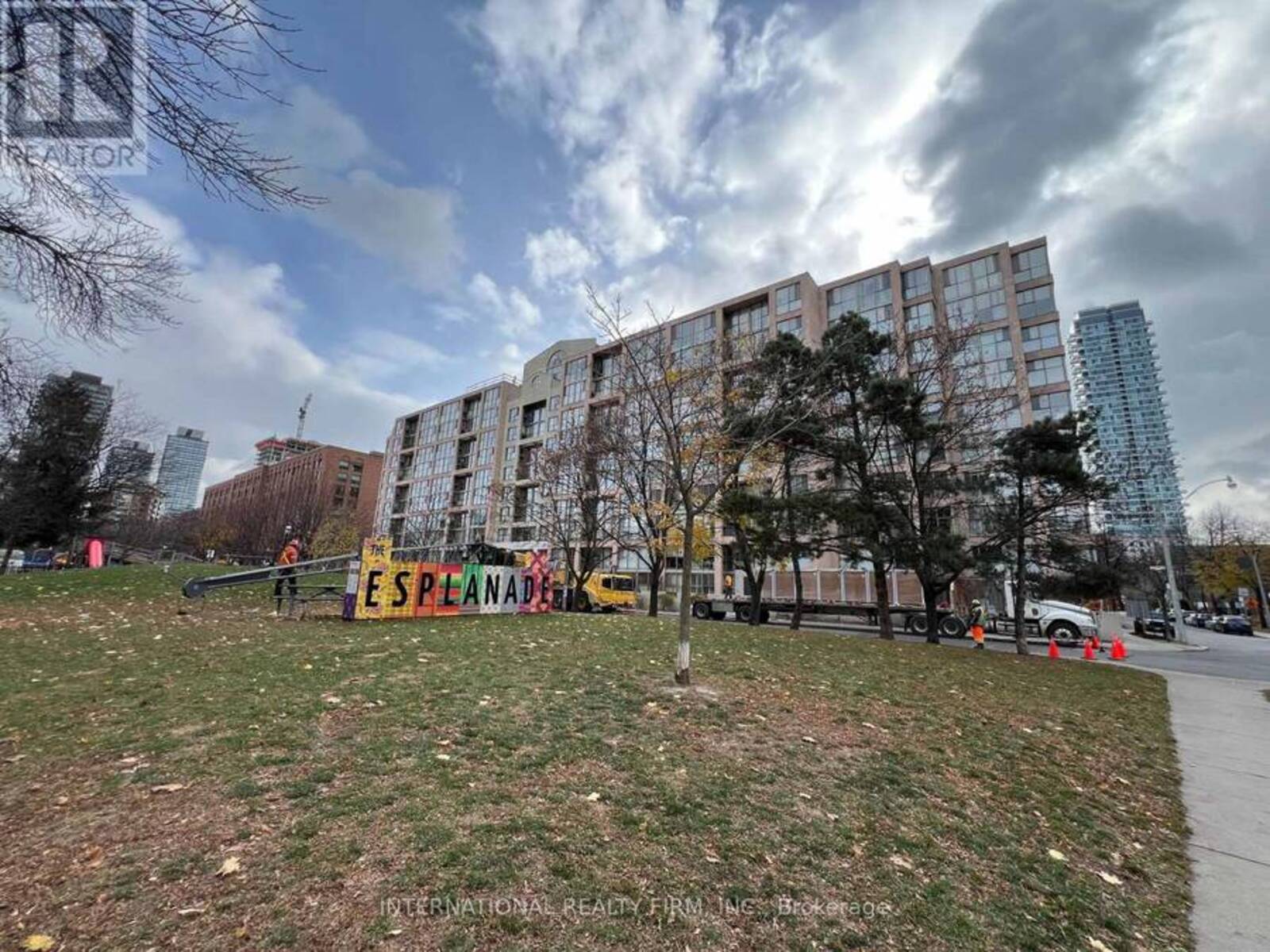 PH5 - 65 SCADDING AVENUE, Toronto, Ontario M5A 4L1