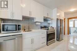 18 SHORNCLIFFE AVENUE | Toronto Ontario | Slide Image Fifteen