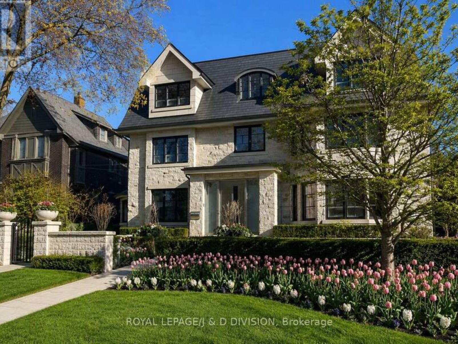 24 GLENVIEW AVENUE, Toronto, Ontario M4R 1P6