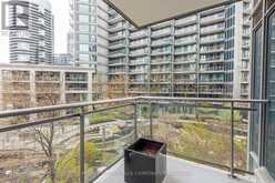 317 - 2119 LAKE SHORE BOULEVARD W | Toronto Ontario | Slide Image Eighteen