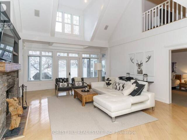 2 - 1131 ELGIN HOUSE ROAD Port Carling Ontario, P0B 1J0 - 4 Bedrooms Waterfront Condo For Sale