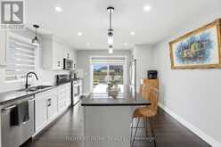 114 TUSCANY TRAIL | Chatham Ontario | Slide Image Thirteen
