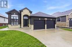 114 TUSCANY TRAIL | Chatham Ontario | Slide Image Two