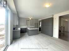 16 ROSANNE CIRC | Wasaga Beach Ontario | Slide Image Six