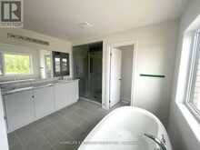 16 ROSANNE CIRC | Wasaga Beach Ontario | Slide Image Nine