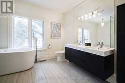 33 RED DEER AVENUE | Toronto Ontario | Slide Image Thirteen