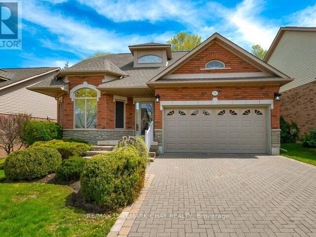 65 SUNSET BOULEVARD New Tecumseth Ontario, L9R 1Y8 - 3 Bedrooms Condo For Sale