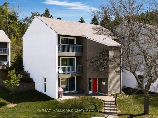 BLOCK/CHALET 10, UNIT 119 - 1102 HORSESHOE VALLEY ROAD W Barrie Ontario, L4M 4Y8 - 1 Bedroom Condo For Sale