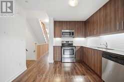 66 - 60 WINSTON PARK BOULEVARD | Toronto Ontario | Slide Image Nine