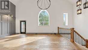41 TALBOT ROAD | Delhi Ontario | Slide Image Fourteen