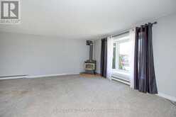 46 FAIRWAY DRIVE | Clarington Ontario | Slide Image Six