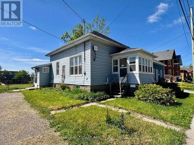 81 DURHAM STREET W Lindsay Ontario, K9V 2P8 - 3 Bedrooms Home For Sale