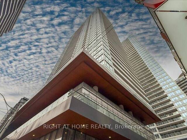 3011 - 19 BATHURST STREET Toronto Ontario, M5V 0N2 - 3 Bedrooms Condo For Sale