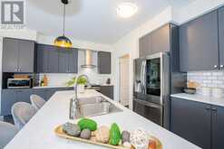 22 OAKTREE DRIVE | Caledonia Ontario | Slide Image Seventeen
