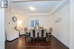 22 OAKTREE DRIVE | Caledonia Ontario | Slide Image Seven