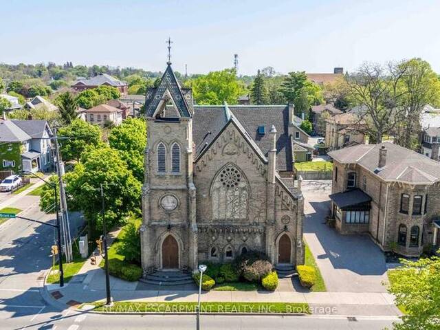205 - 21 RICHMOND STREET Brantford Ontario, N3T 3X9 - 2 Bedrooms Condo For Sale
