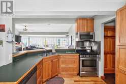 115 LAKESHORE ROAD W | Innisfil Ontario | Slide Image Nine