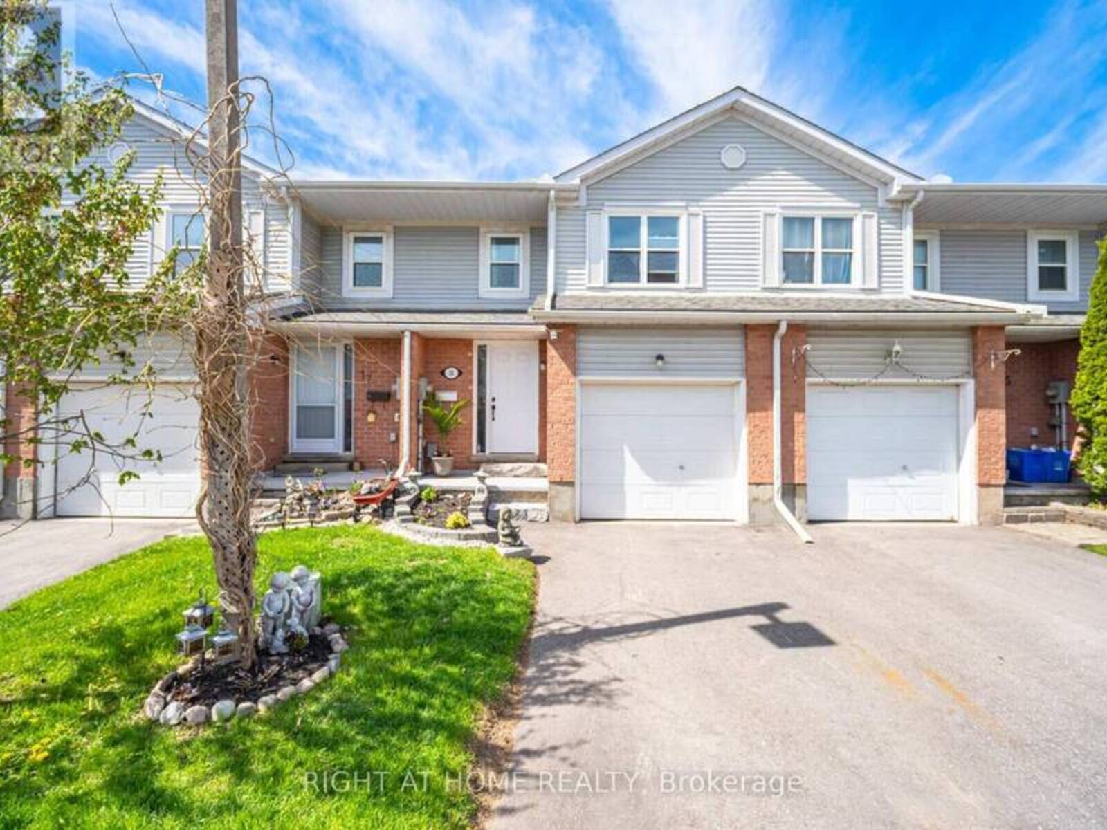 16 - 100 CENTURY DRIVE, Orangeville, Ontario L9W 4L2