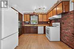 16 BRODICK STREET | Hamilton Ontario | Slide Image Five
