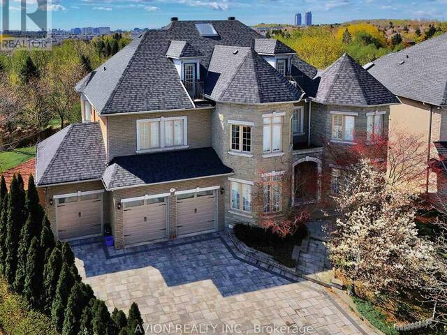 37 FRYBROOK CRESCENT Richmond Hill Ontario, L4B 4B9 - 6 Bedrooms Home For Sale