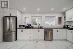 38 DEERFIELD ROAD | Toronto Ontario | Slide Image Thirteen