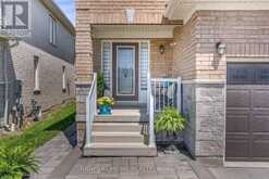 352 MILLER PARK AVENUE | Bradford West Gwillimbury Ontario | Slide Image Five