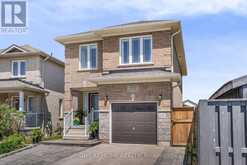 352 MILLER PARK AVENUE | Bradford West Gwillimbury Ontario | Slide Image Three