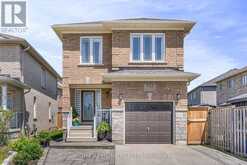 352 MILLER PARK AVENUE | Bradford West Gwillimbury Ontario | Slide Image Four