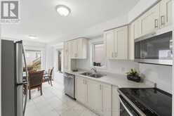 35 COLONEL LYALL STREET | St. Catharines Ontario | Slide Image Nine