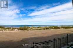 7 JULIA CIRCLE | Wasaga Beach Ontario | Slide Image Forty-two