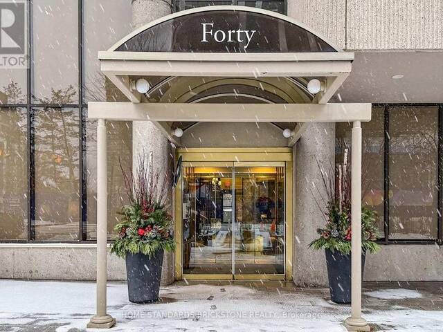1001 - 40 ROSEHILL AVENUE Toronto Ontario, M4T 1G5 - 2 Bedrooms Condo For Sale