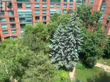 902 - 284 BLOOR STREET W | Toronto Ontario | Slide Image Eight