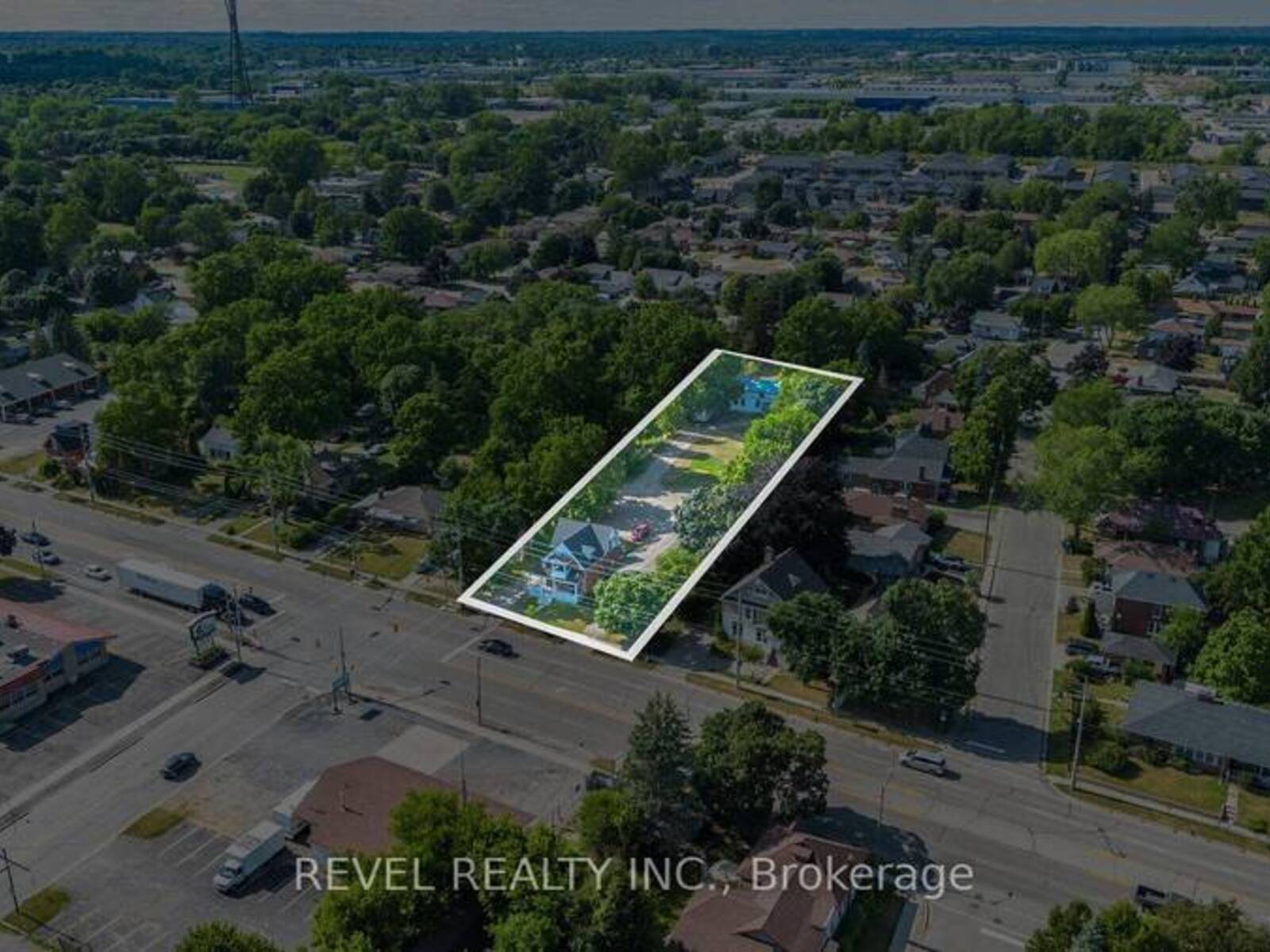 816 COLBORNE STREET E, Brantford, Ontario N3S 3S4