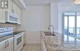 3009 - 4070 CONFEDERATION PARKWAY | Mississauga Ontario | Slide Image Eight