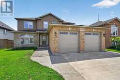 9128 HENDERSHOT BOULEVARD | Niagara Falls Ontario | Slide Image Two