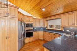 229 LAKE DRIVE N | Georgina Ontario | Slide Image Fifteen